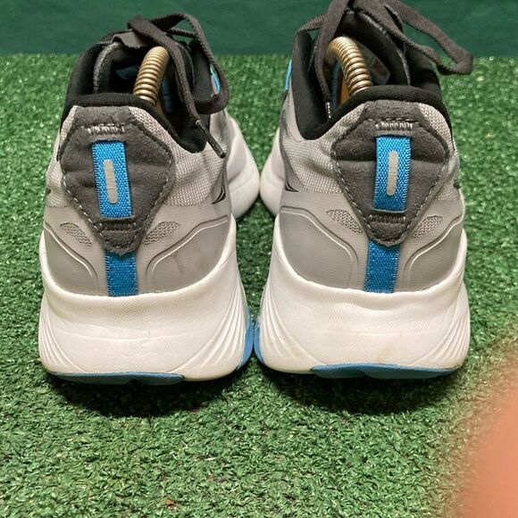 Men's Gray and Black Saucony Guide-15 Running Shoes (OKPM-03-049) - Picture 3 of 10